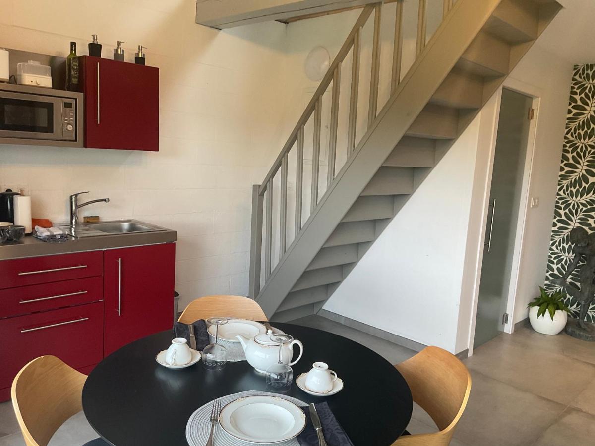 Lovely 1-Bedroom Appartement Le Joyau With Indoor Pool And Sauna Lasne Exterior photo